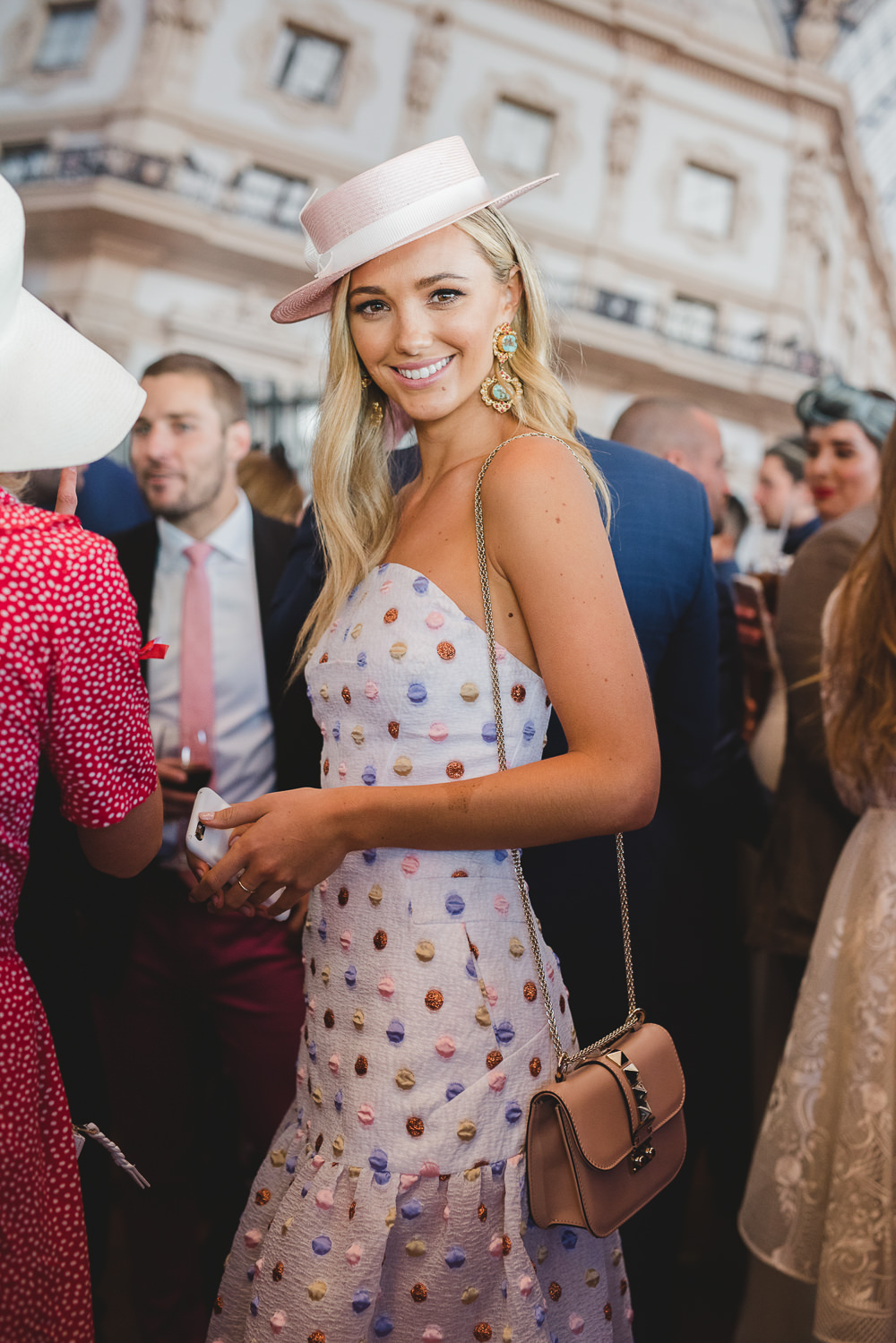 Oaks day outlet fashion